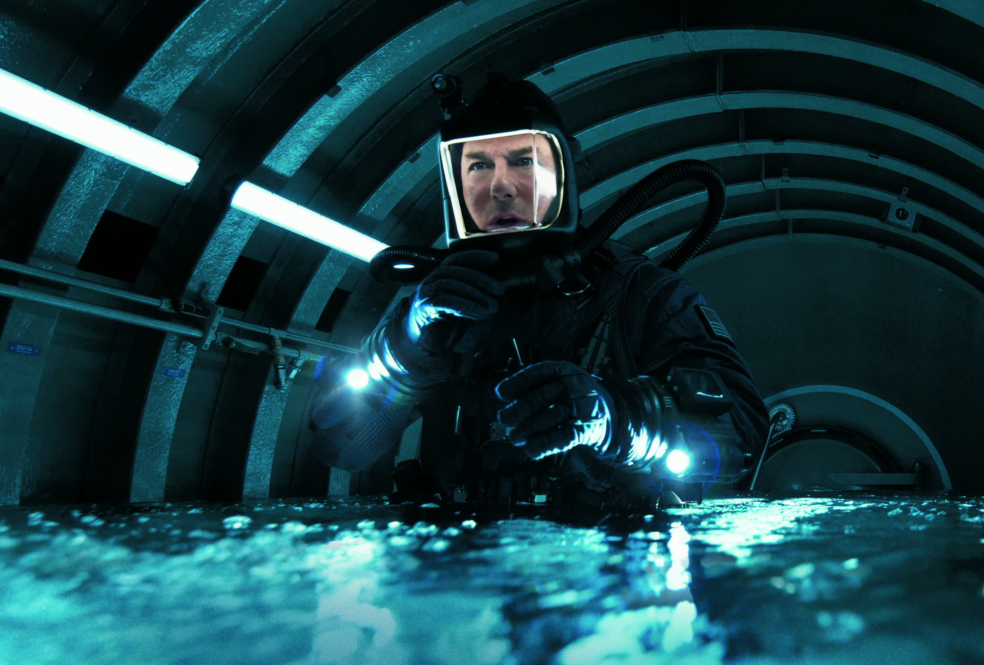 Mission: Impossible’s Death-Defying South African Stunts Put Cruise to the Test — image 1